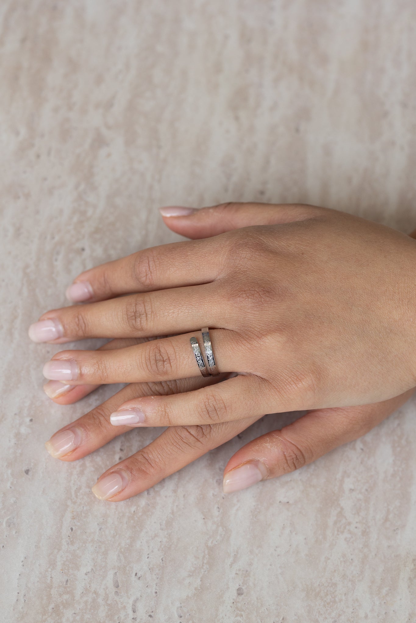 Laya double-band ring