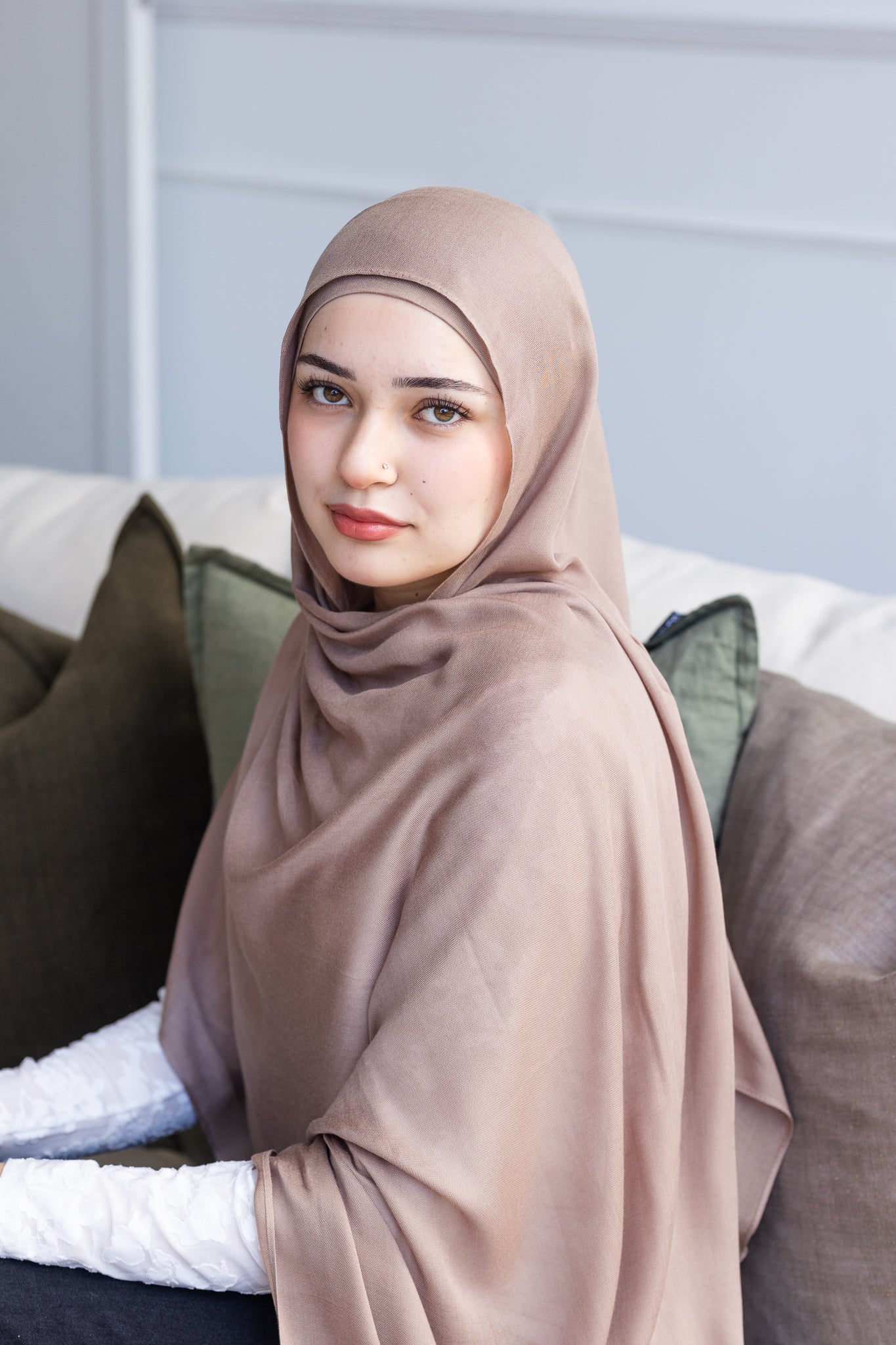 Premium Modal Taupe