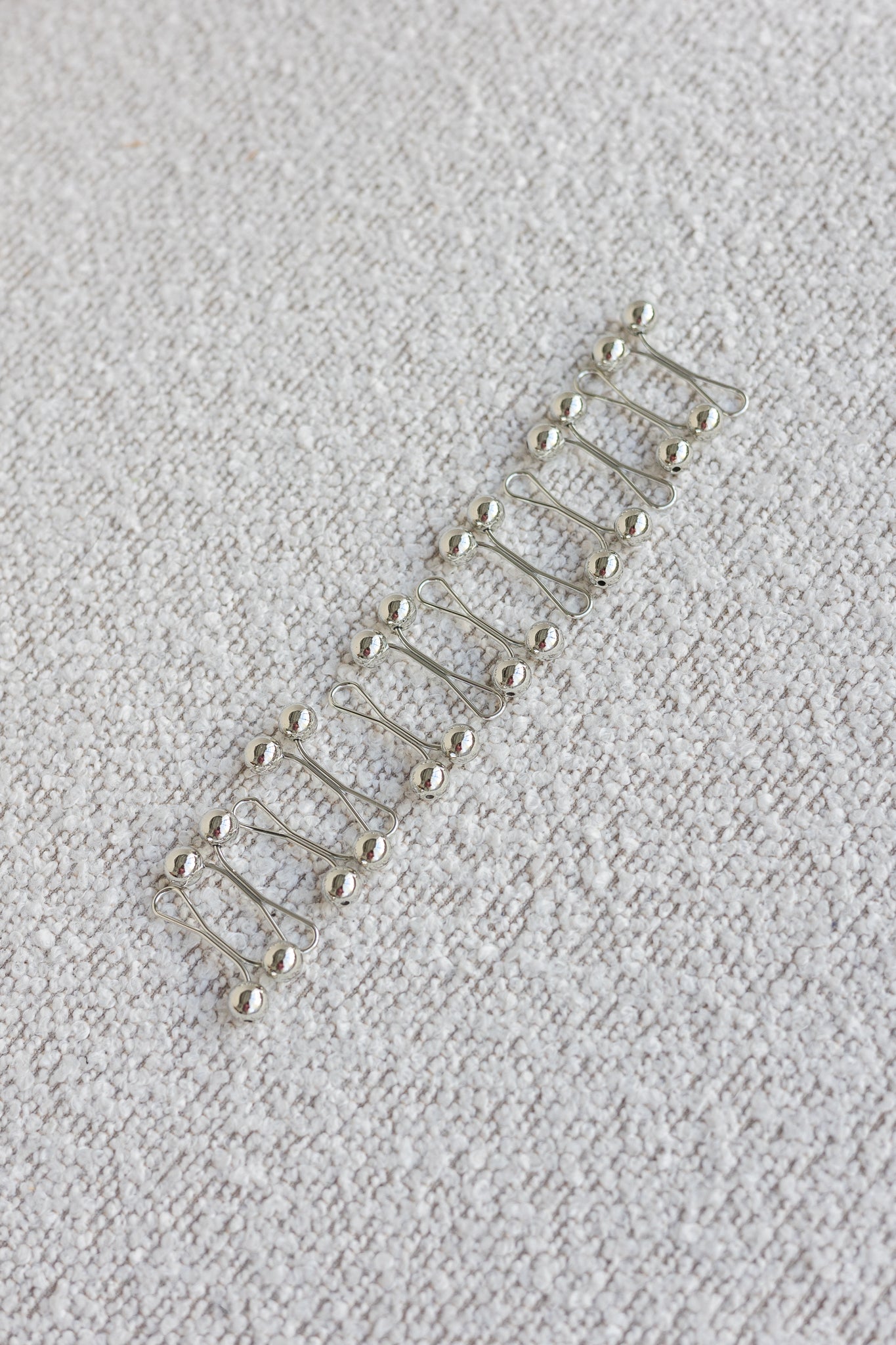 Loopy Pins Silver (12-pack)
