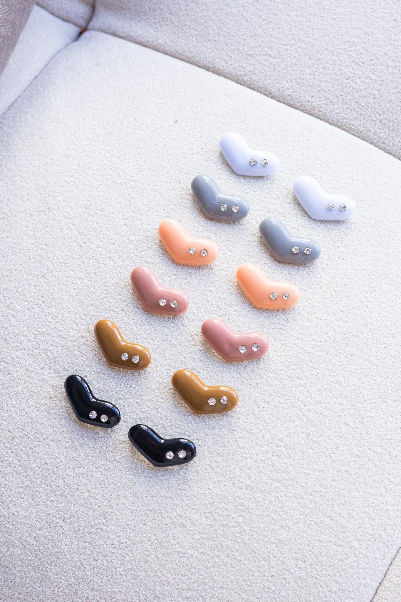Crystal Heart Hijab Pins – Mixed Colour Set (12-pack)