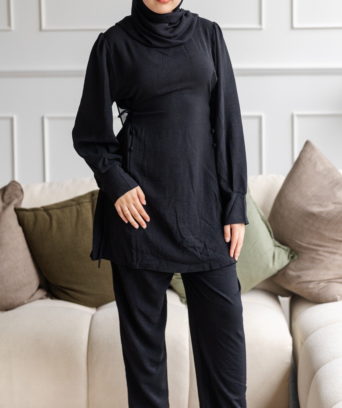 ModestClosetShoot2-719_cropper.jpg